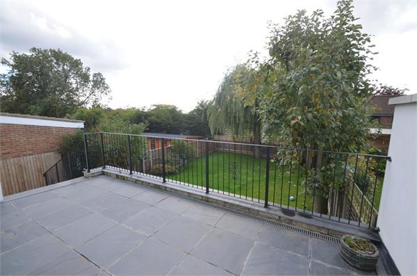 The Reddings, Mill Hill